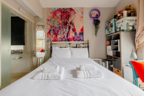 Stylish 2BD Flat in Hammersmith w Private Balcony